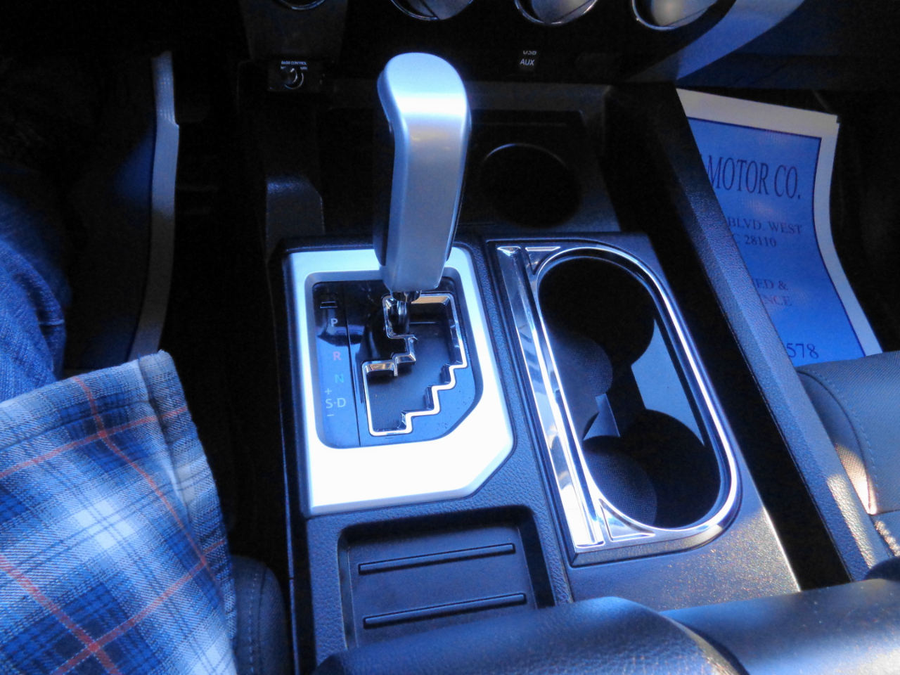 Toyota Tundra 4WD TRD Pro CrewMax 5.5' Bed 5.7L FFV (Natl) 2017