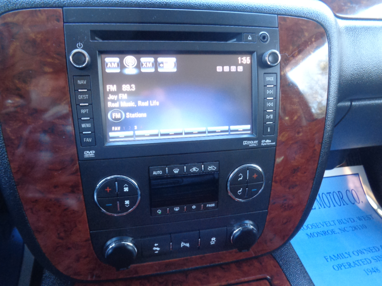 Chevrolet Avalanche 4WD Crew Cab LTZ 2012