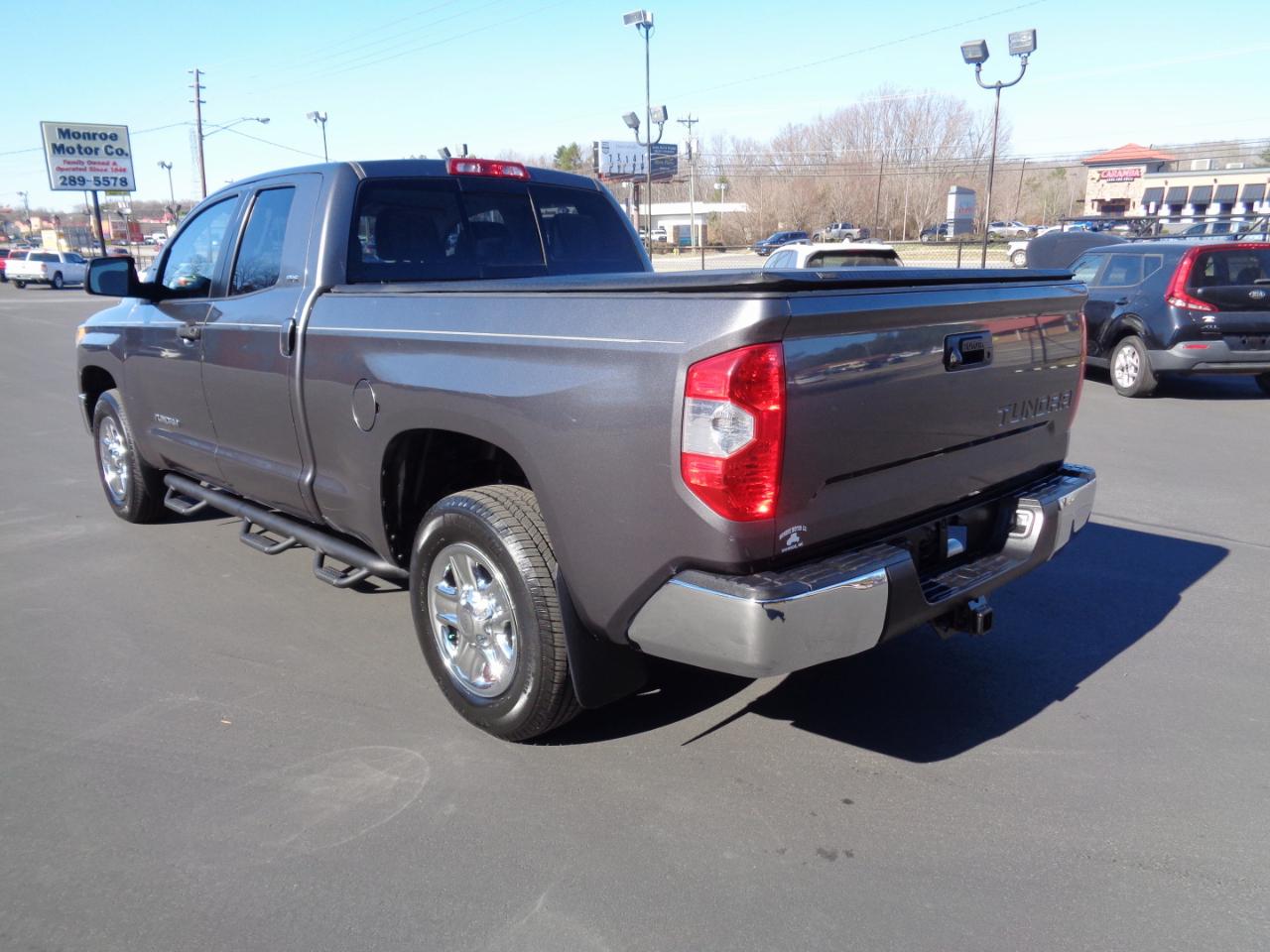 Toyota Tundra 2WD SR5 Double Cab 6.5' Bed 4.6L (Natl) 2017