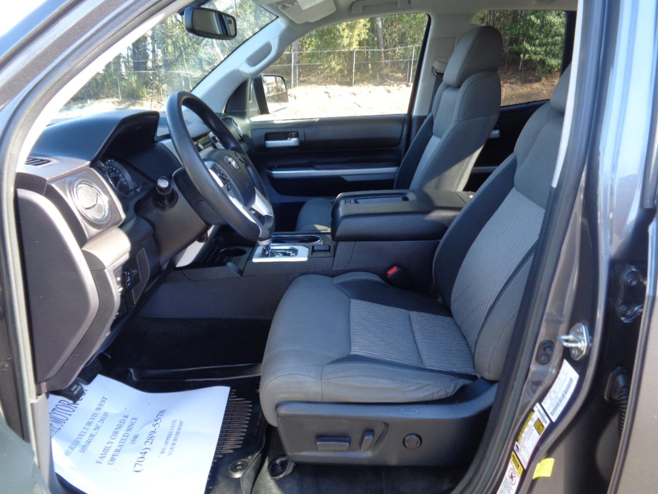 Toyota Tundra 2WD SR5 Double Cab 6.5' Bed 4.6L (Natl) 2017