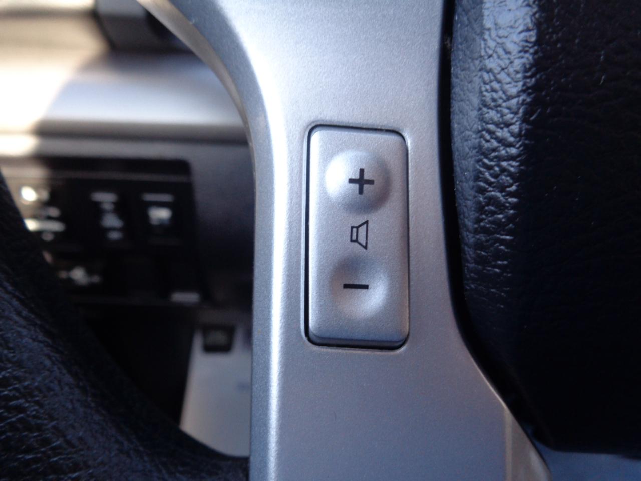 Toyota Tundra 2WD SR5 Double Cab 6.5' Bed 4.6L (Natl) 2017