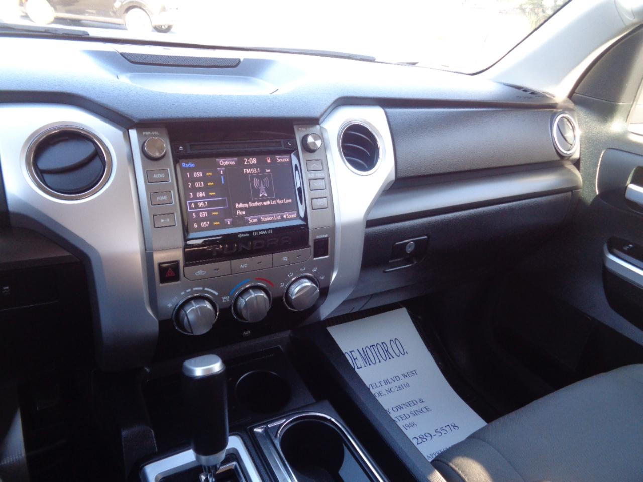 Toyota Tundra 2WD SR5 Double Cab 6.5' Bed 4.6L (Natl) 2017