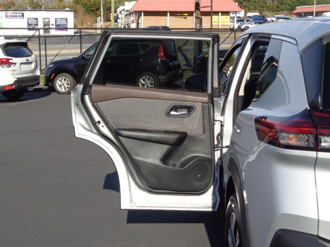 Nissan Rogue AWD SV 2023