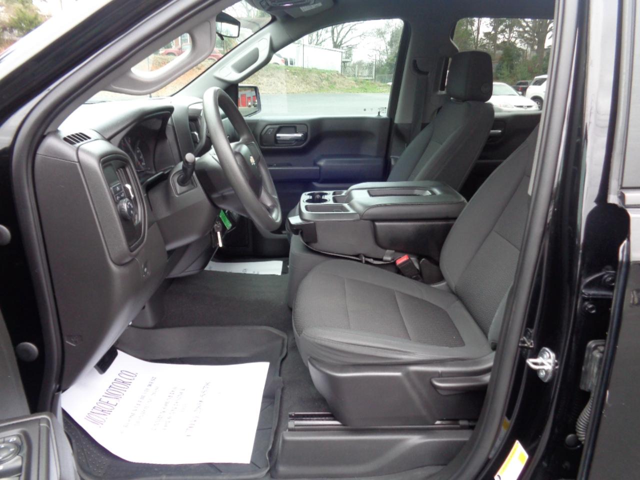 Chevrolet Silverado 1500 2WD Crew Cab 147" Custom 2020