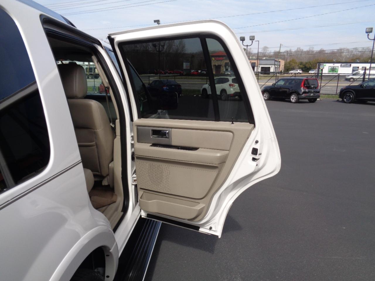 Ford Expedition 2WD 4dr Limited 2013