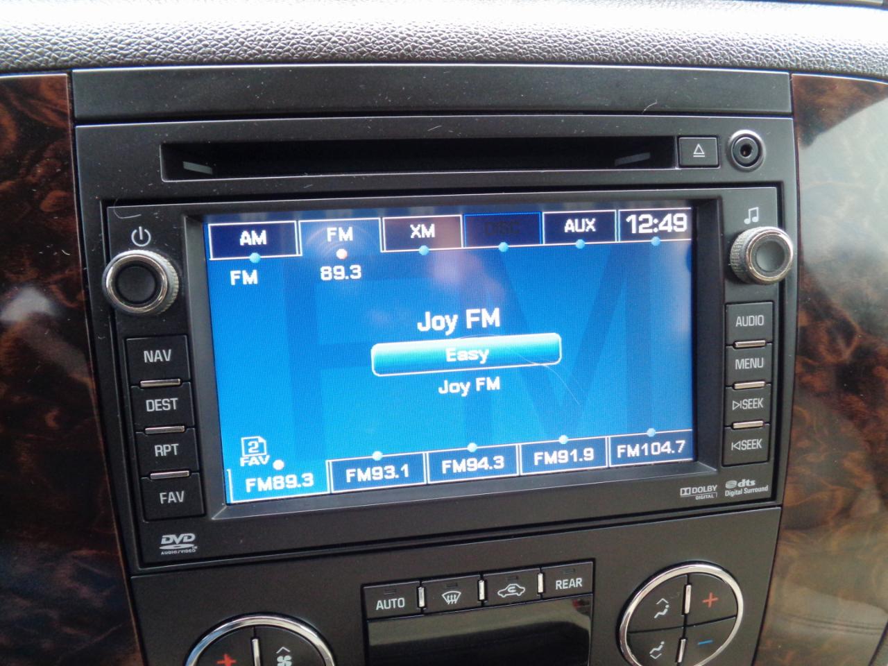 GMC Yukon AWD 4dr 1500 Denali 2010