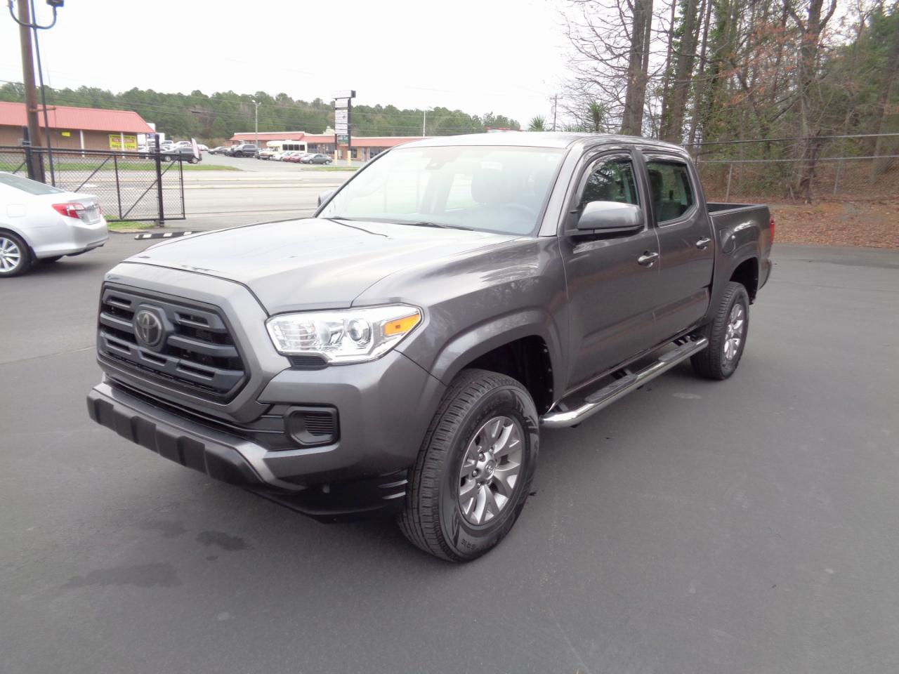 Toyota Tacoma SR Double Cab 5' Bed I4 4x2 AT (Natl) 2018