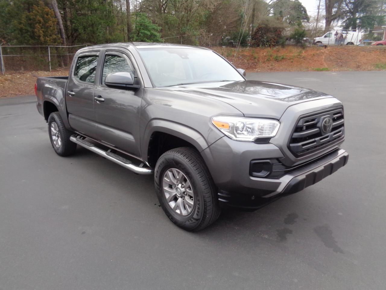 Toyota Tacoma SR Double Cab 5' Bed I4 4x2 AT (Natl) 2018