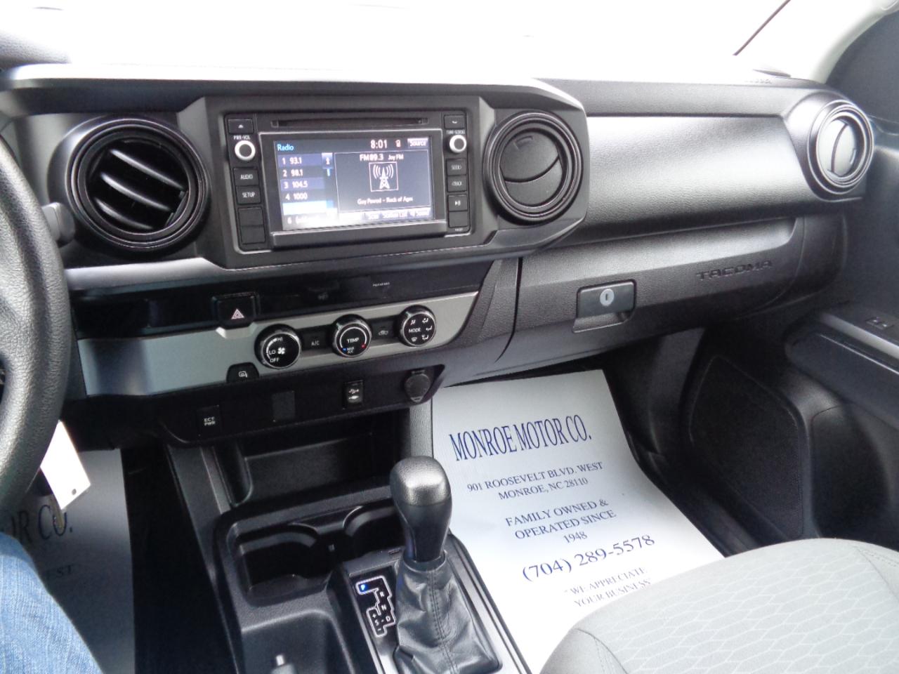 Toyota Tacoma SR Double Cab 5' Bed I4 4x2 AT (Natl) 2018