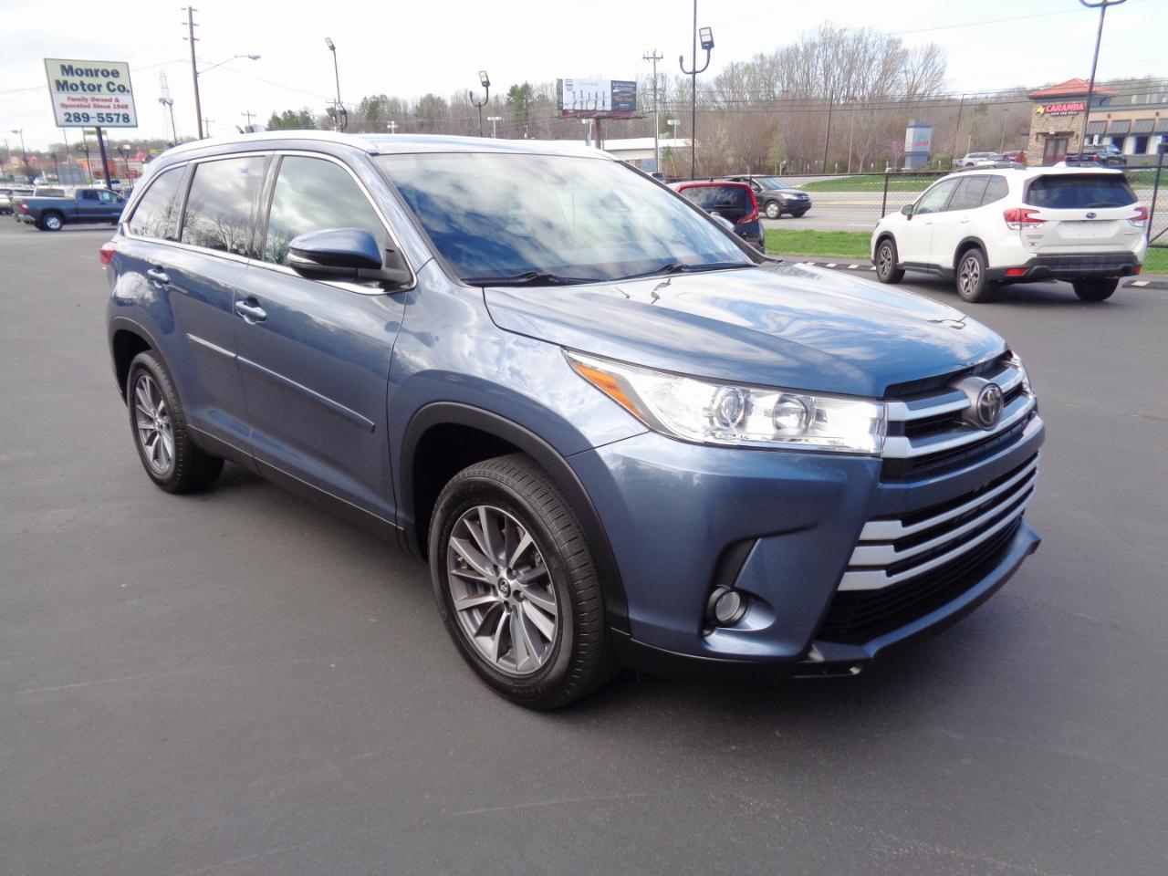 Toyota Highlander XLE V6 FWD (Natl) 2019