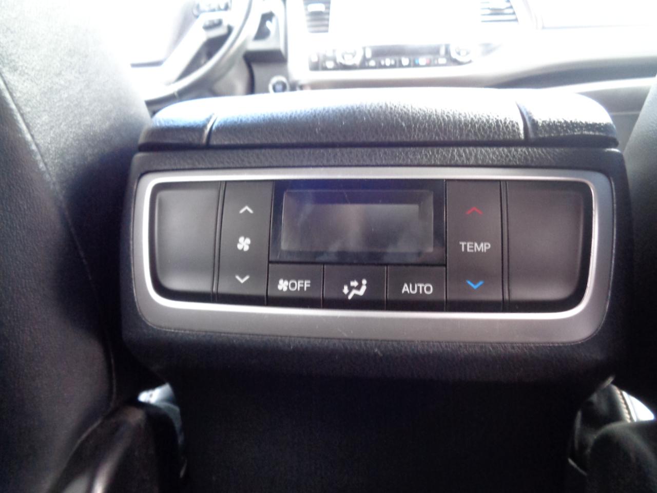 Toyota Highlander XLE V6 FWD (Natl) 2019