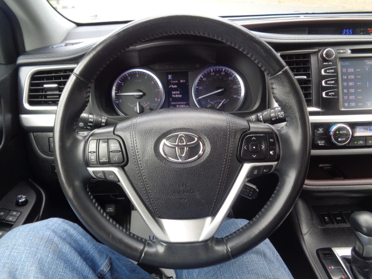 Toyota Highlander XLE V6 FWD (Natl) 2019