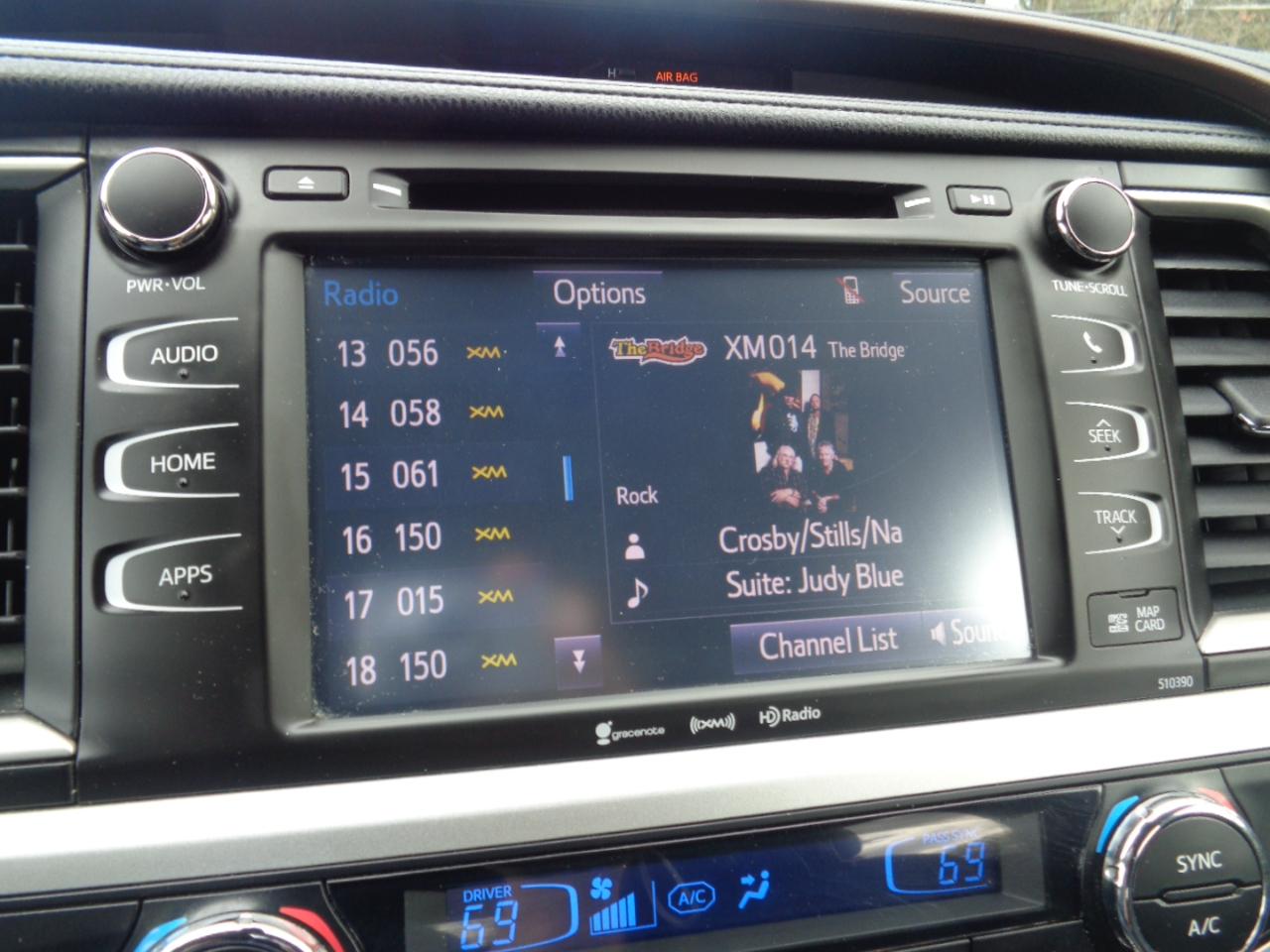 Toyota Highlander XLE V6 FWD (Natl) 2019