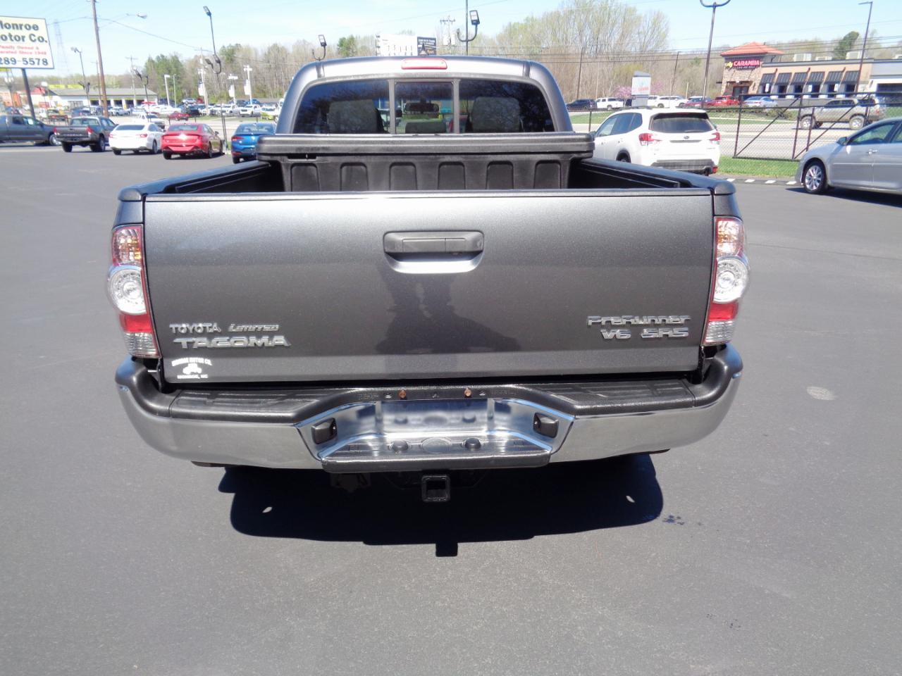 Toyota Tacoma 2WD Double Cab LB V6 AT SR5 (Natl) 2014