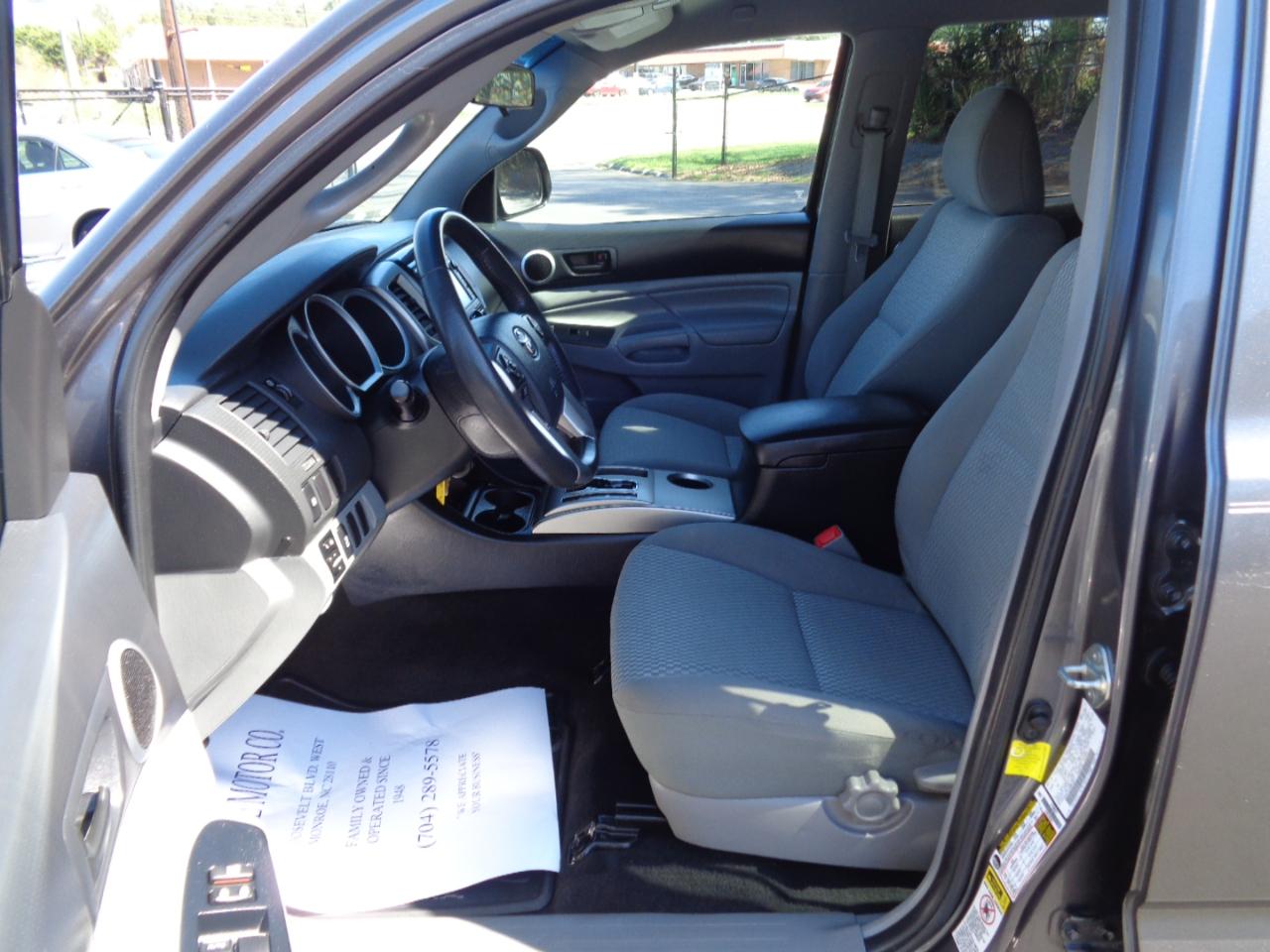 Toyota Tacoma 2WD Double Cab LB V6 AT SR5 (Natl) 2014