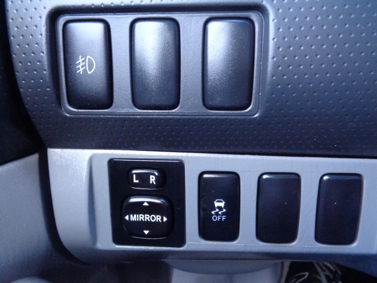 Toyota Tacoma 2WD Double Cab LB V6 AT SR5 (Natl) 2014