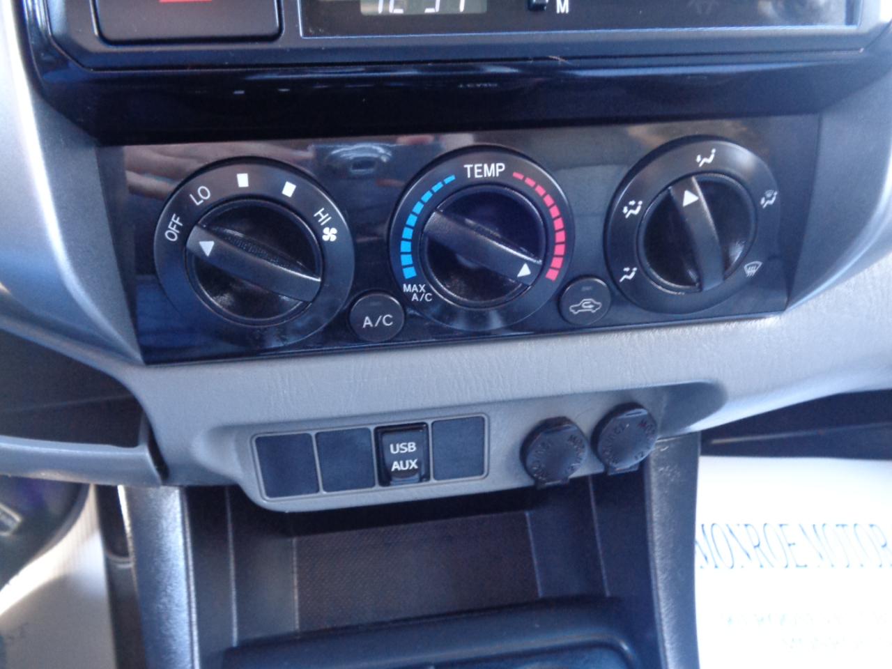 Toyota Tacoma 2WD Double Cab LB V6 AT SR5 (Natl) 2014