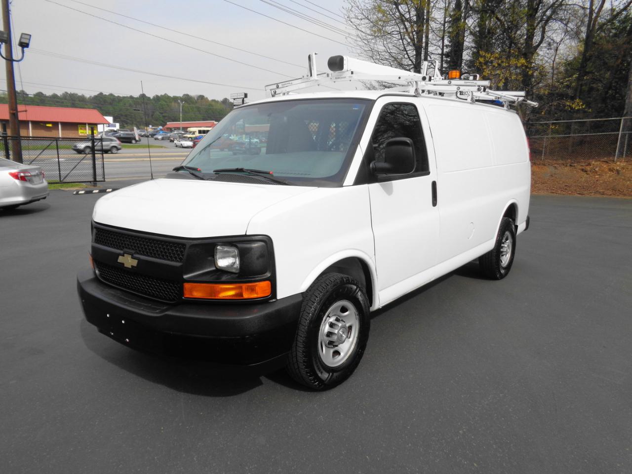 2017 Chevrolet Express Cargo Van RWD 2500 135"