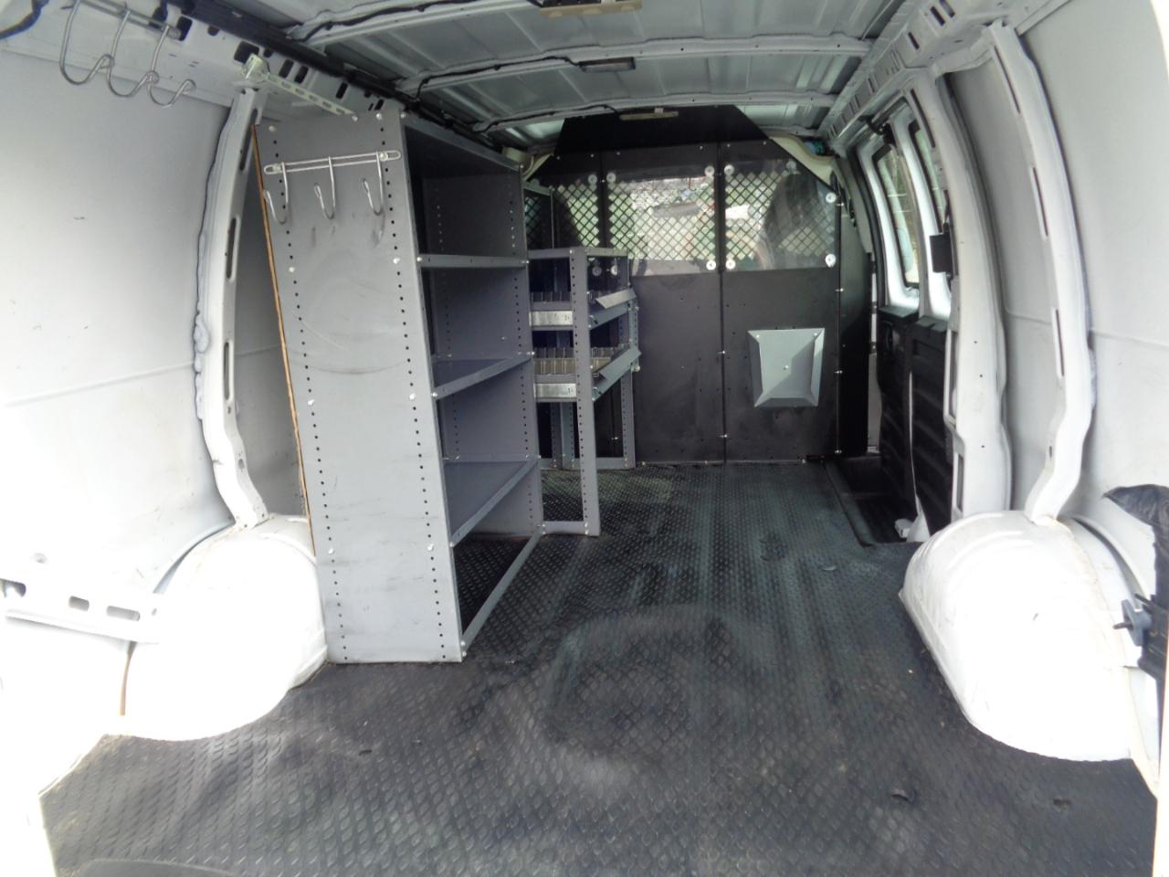 Chevrolet Express Cargo Van RWD 2500 135" 2017