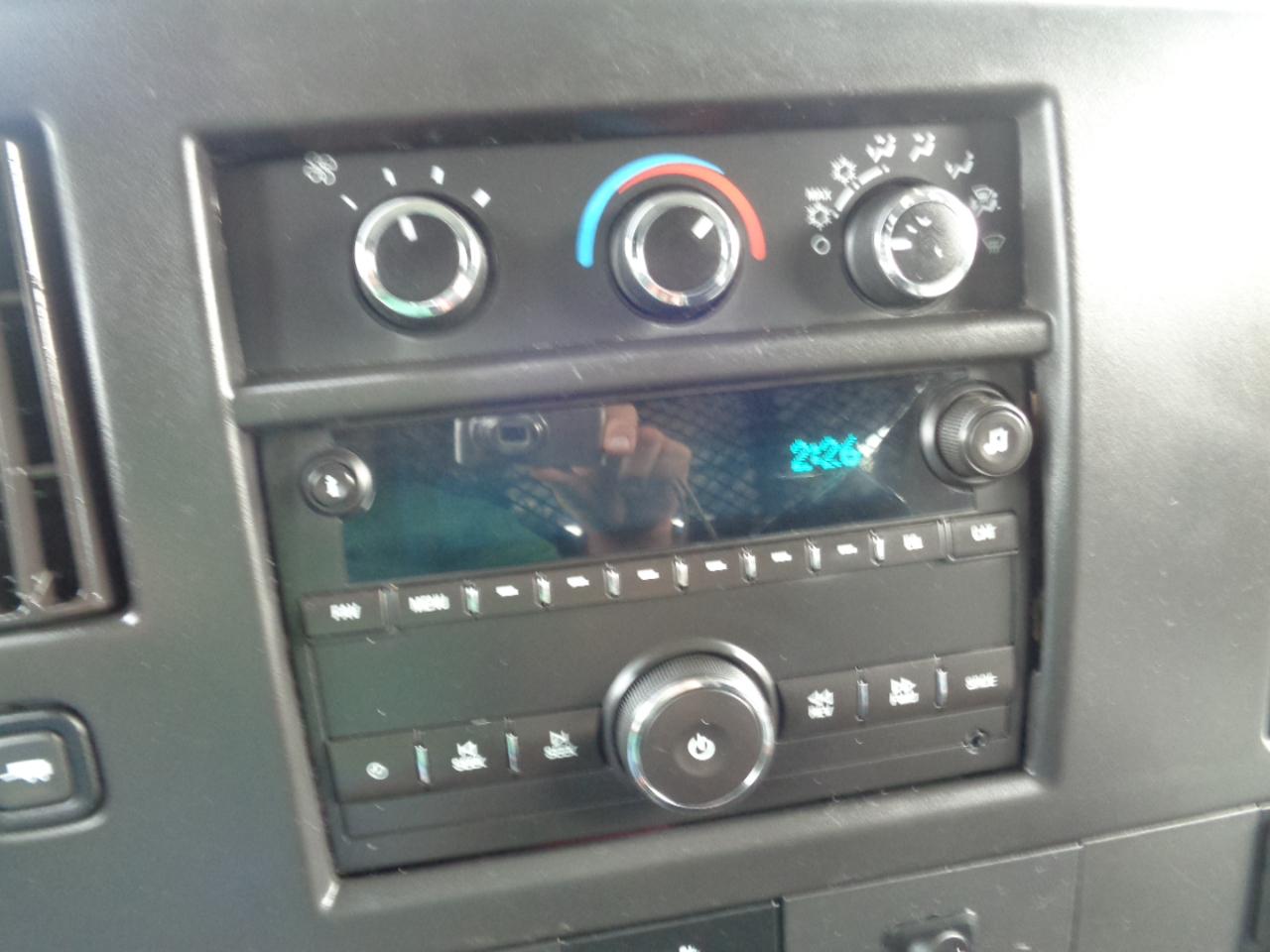 Chevrolet Express Cargo Van RWD 2500 135" 2017