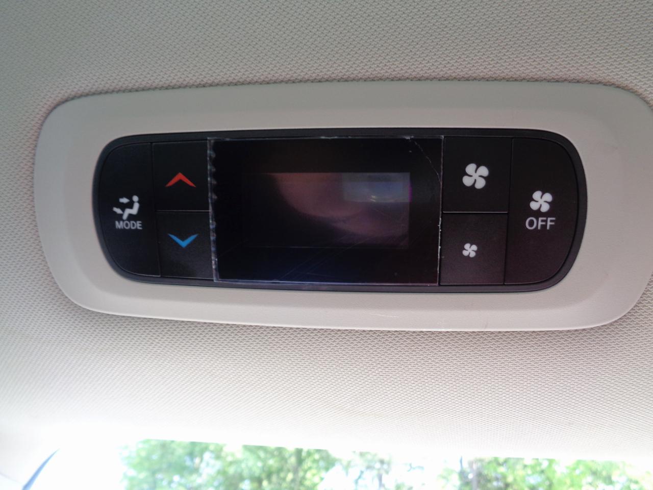 Chrysler Voyager LX FWD 2023