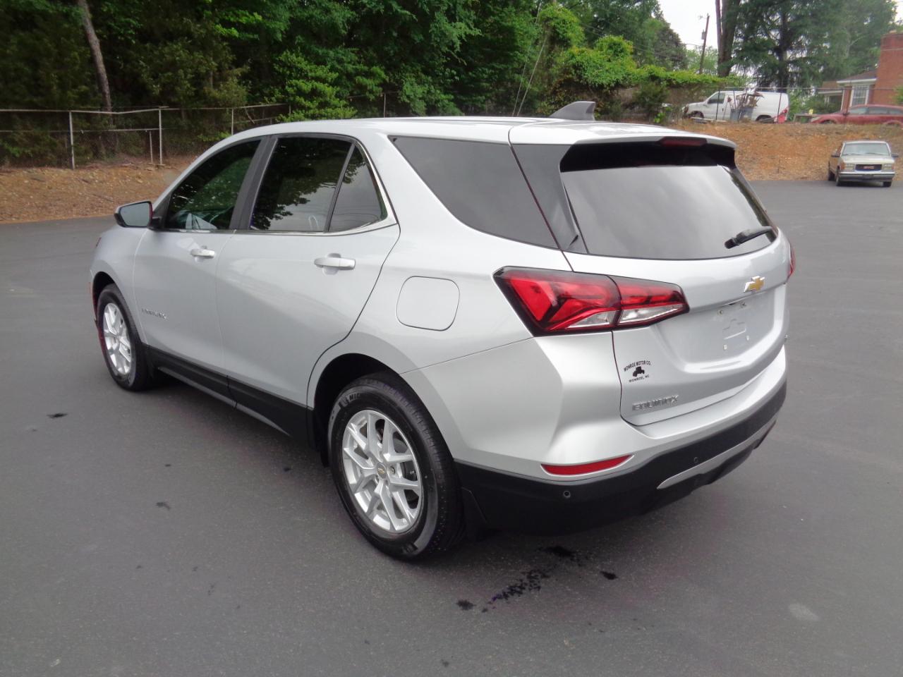 Chevrolet Equinox FWD 4dr LT w/1LT 2022
