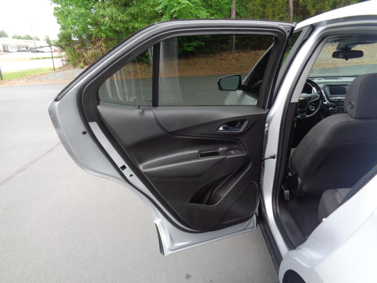 Chevrolet Equinox FWD 4dr LT w/1LT 2022