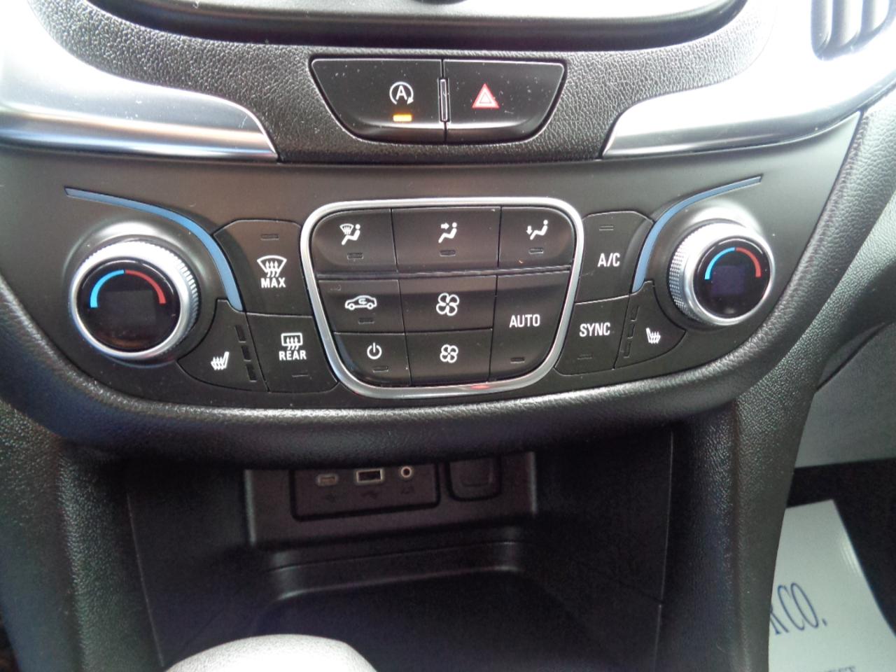 Chevrolet Equinox FWD 4dr LT w/1LT 2022