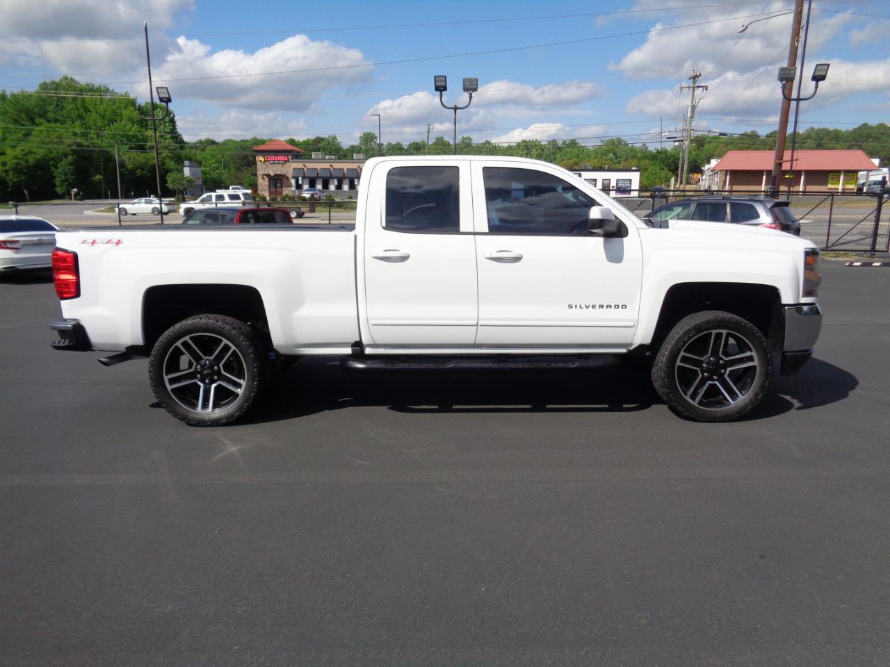 Chevrolet Silverado 1500 4WD Double Cab 143.5" LT w/1LT 2016