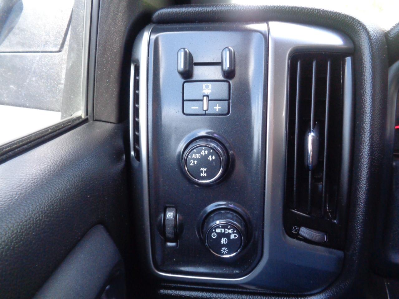 Chevrolet Silverado 1500 4WD Double Cab 143.5" LT w/1LT 2016