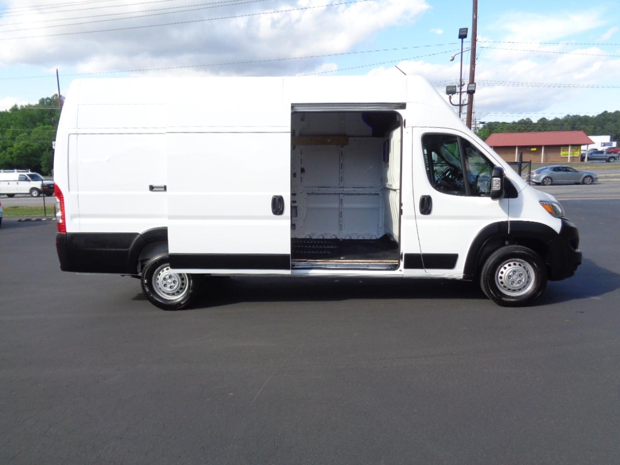 RAM ProMaster Cargo Van Tradesman 3500 Super High Roof Ext 159" WB w/Pass 2025