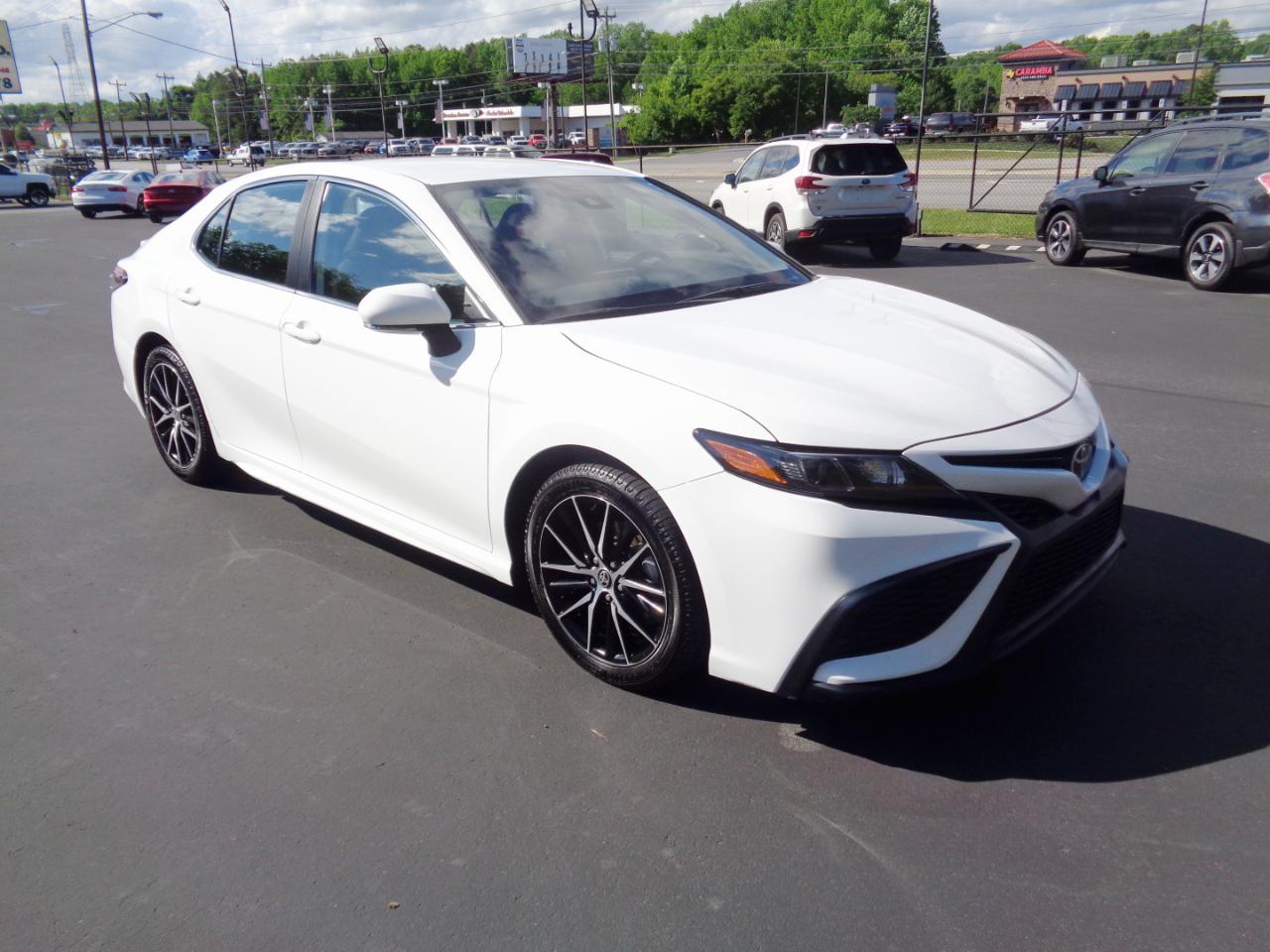 Toyota Camry SE 4D Sedan 2023