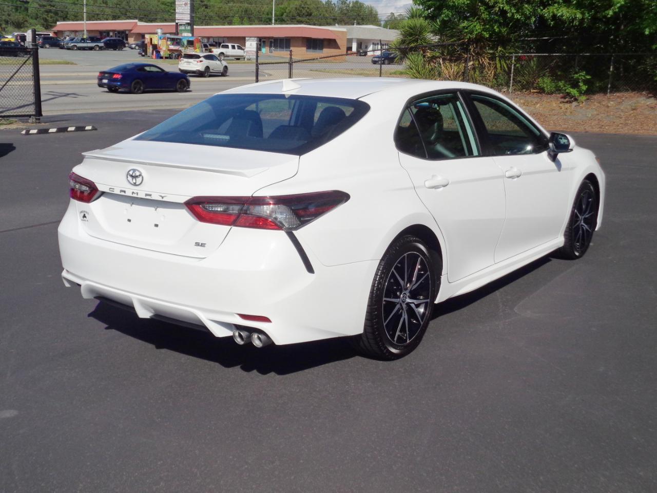 Toyota Camry SE 4D Sedan 2023