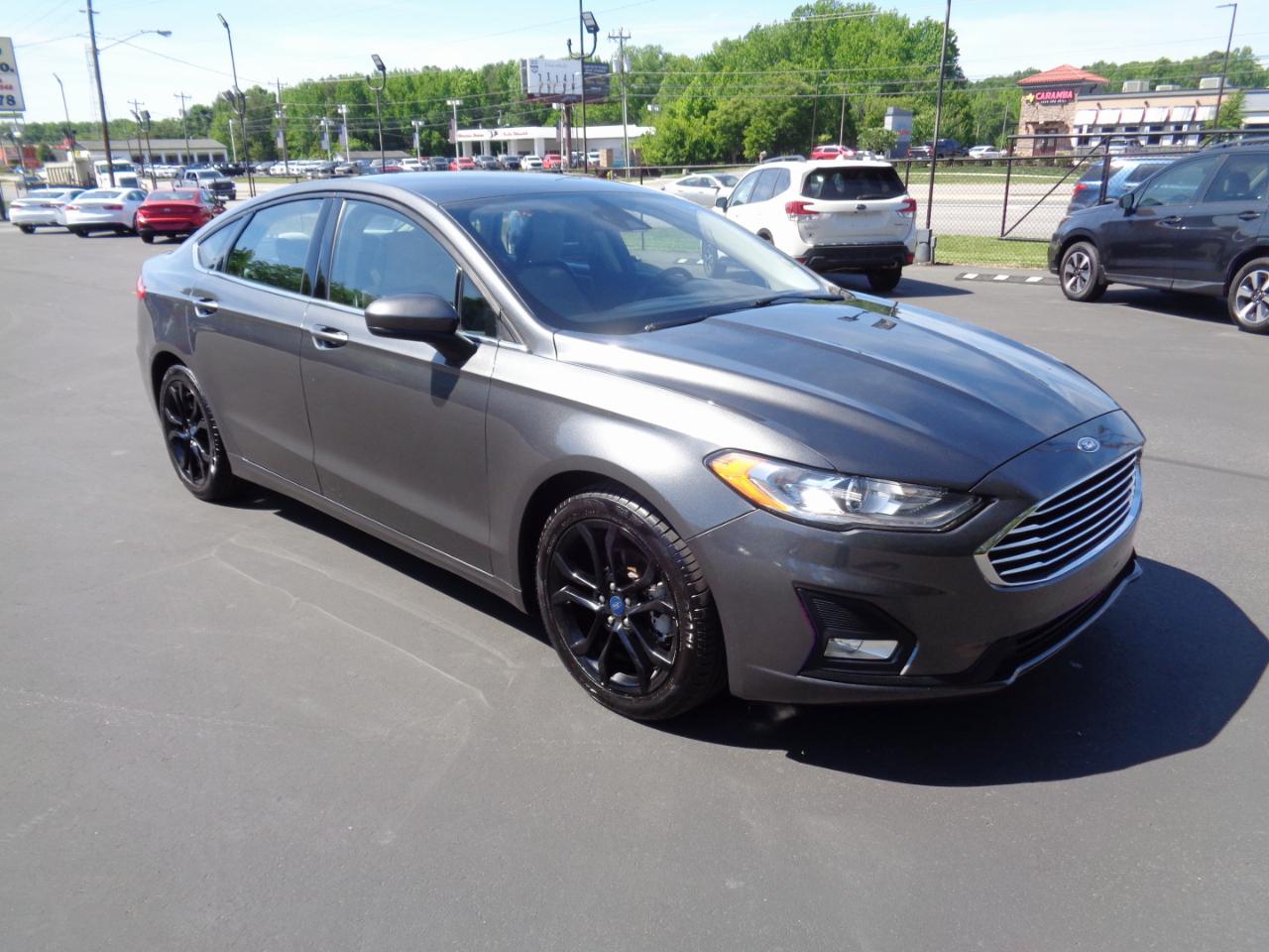 Ford Fusion SE FWD 2020