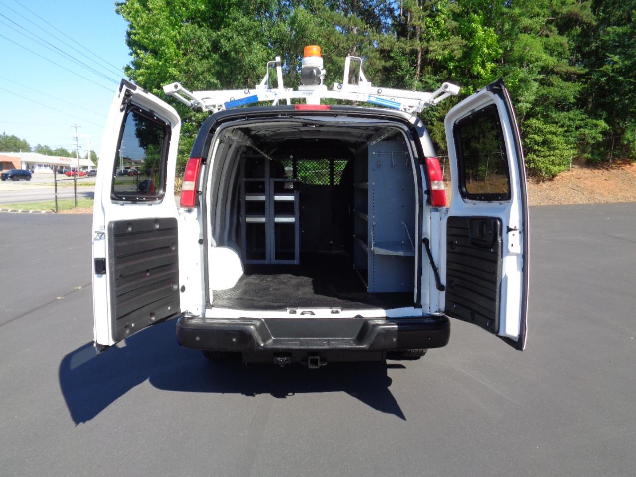 Chevrolet Express Cargo Van RWD 2500 135" 2015