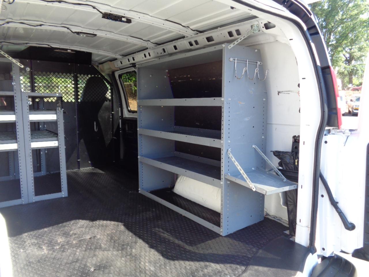 Chevrolet Express Cargo Van RWD 2500 135" 2015
