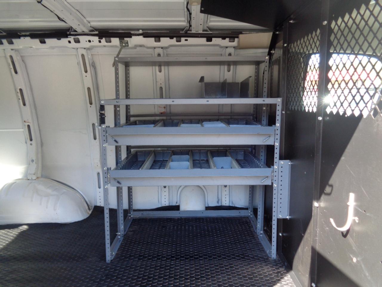 Chevrolet Express Cargo Van RWD 2500 135" 2015