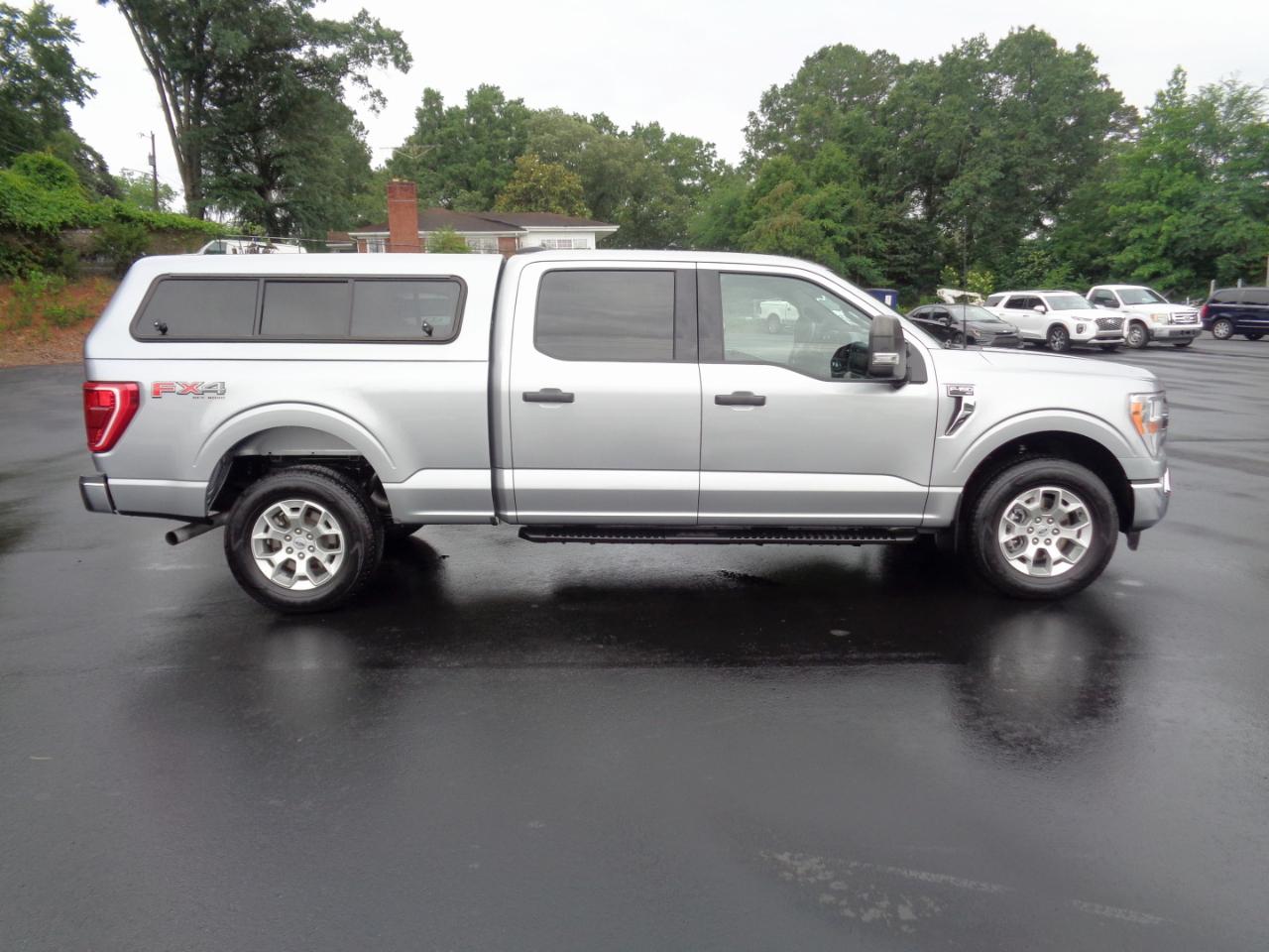 Ford F-150 XLT 4WD SuperCrew 5.5' Box 2022