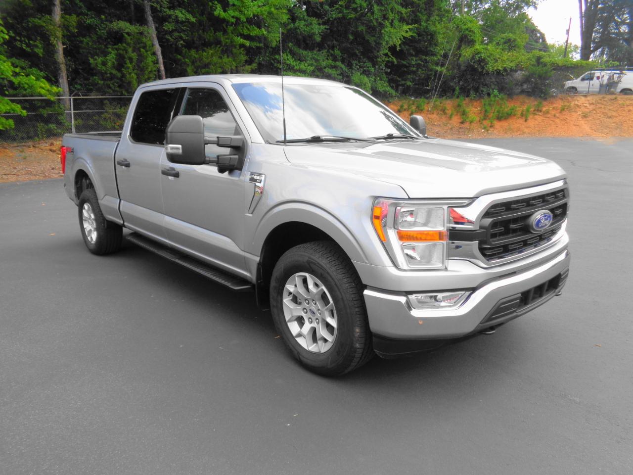 Ford F-150 XLT 4WD SuperCrew 5.5' Box 2022