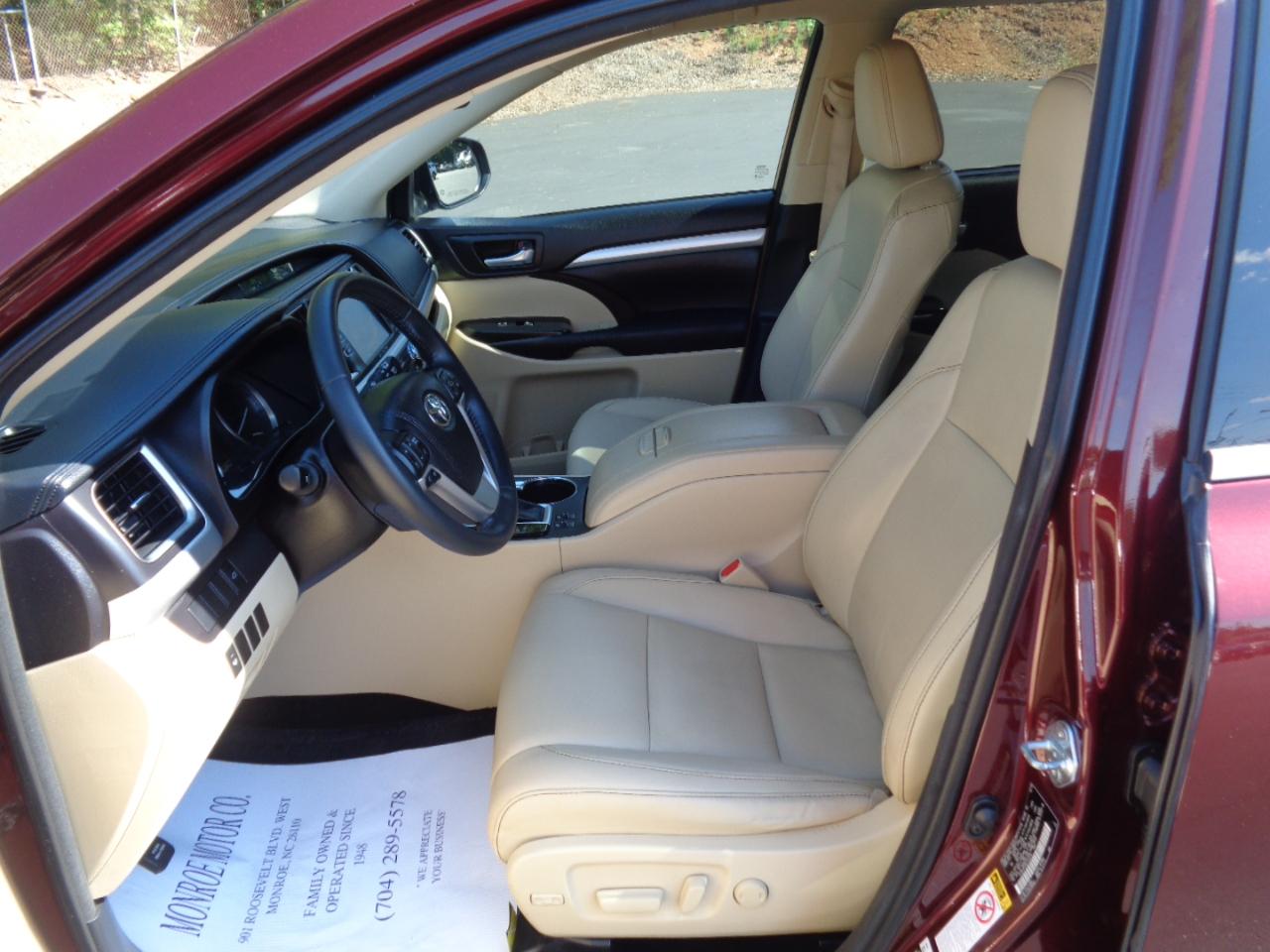 Toyota Highlander FWD 4dr V6 XLE (Natl) 2016