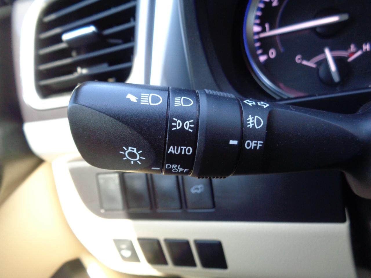 Toyota Highlander FWD 4dr V6 XLE (Natl) 2016