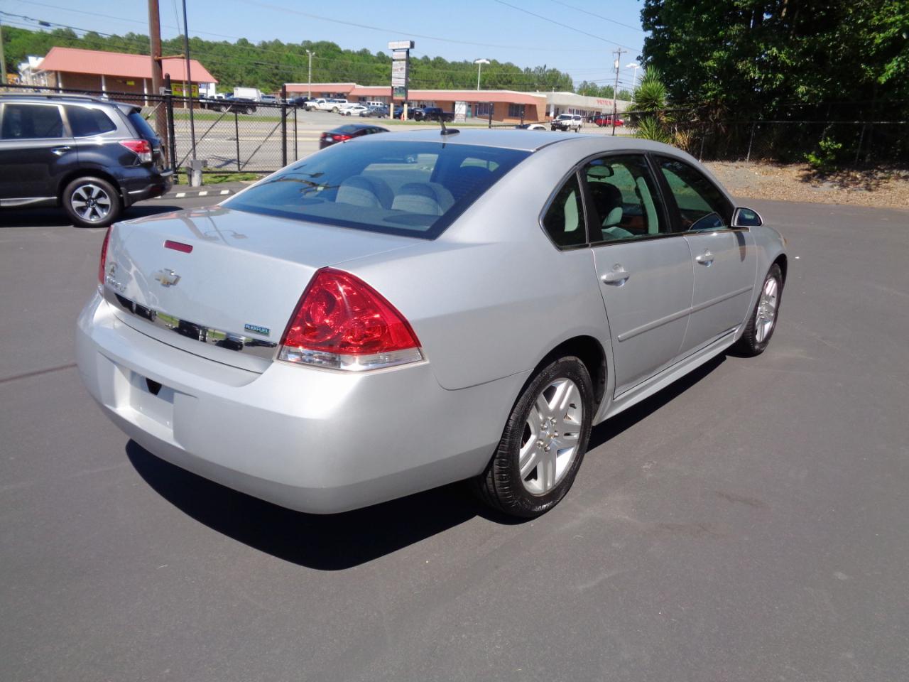 Chevrolet Impala 4dr Sdn LT Fleet 2011