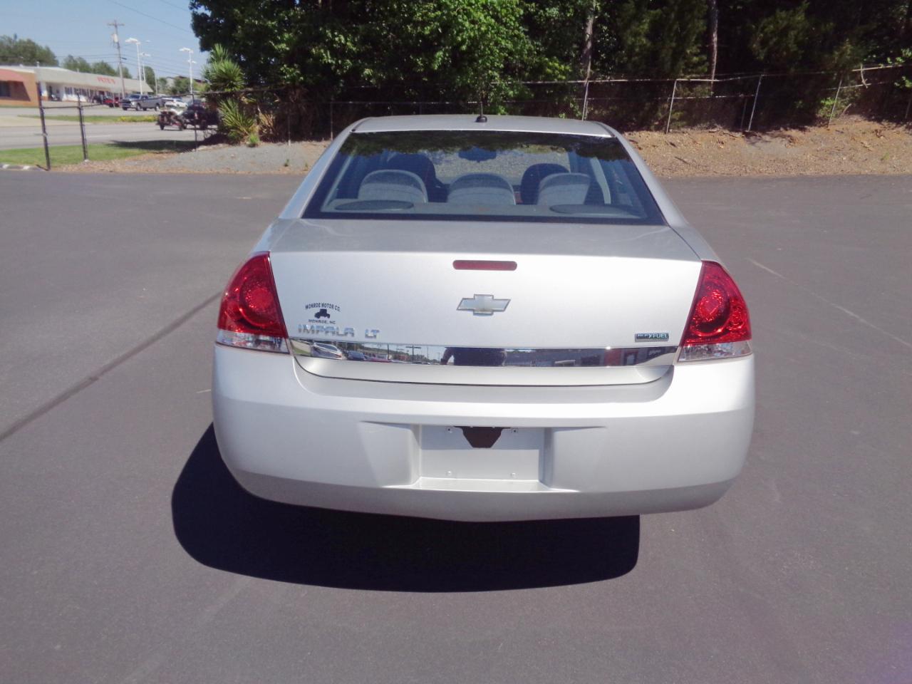 Chevrolet Impala 4dr Sdn LT Fleet 2011