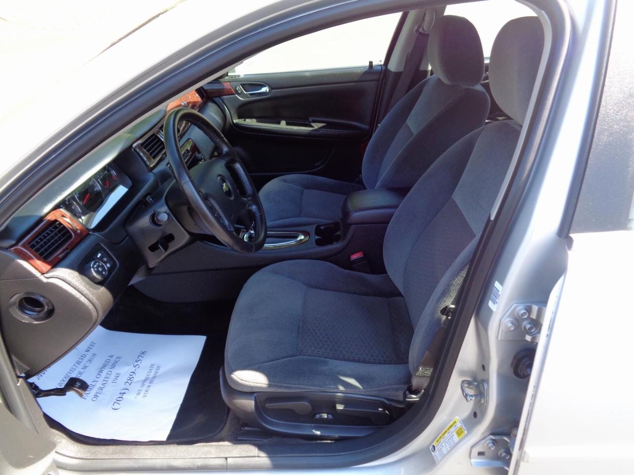 Chevrolet Impala 4dr Sdn LT Fleet 2011