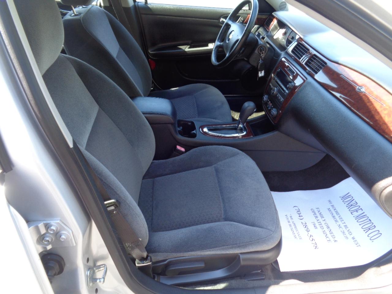 Chevrolet Impala 4dr Sdn LT Fleet 2011