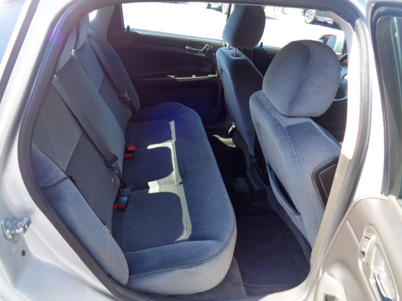 Chevrolet Impala 4dr Sdn LT Fleet 2011