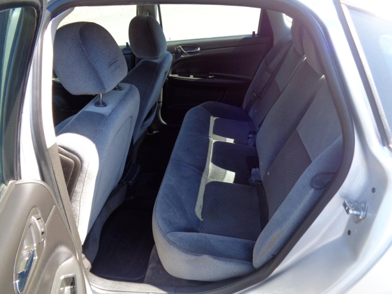 Chevrolet Impala 4dr Sdn LT Fleet 2011