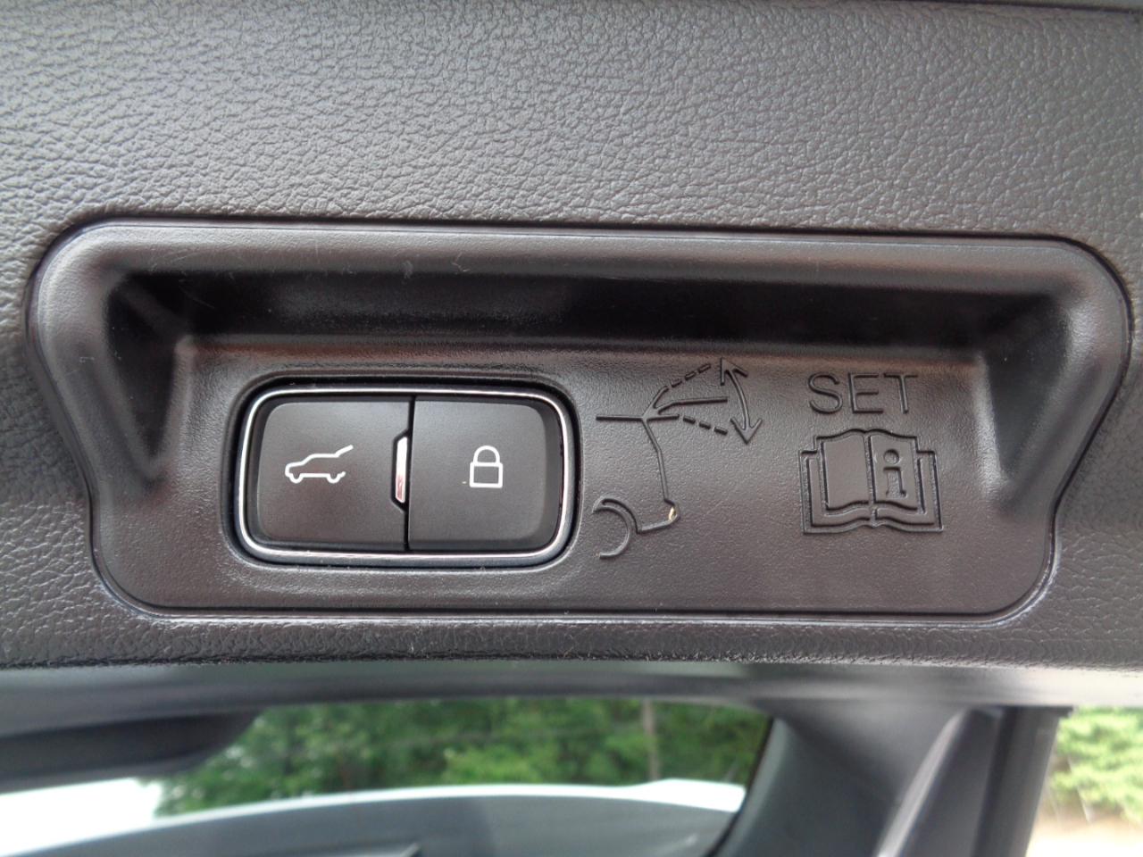 Ford Explorer XLT RWD 2022