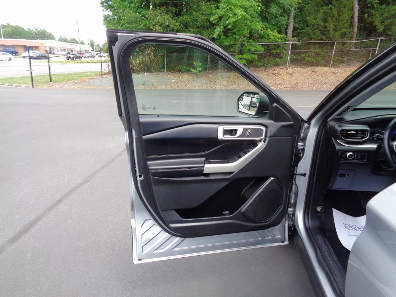 Ford Explorer XLT RWD 2022