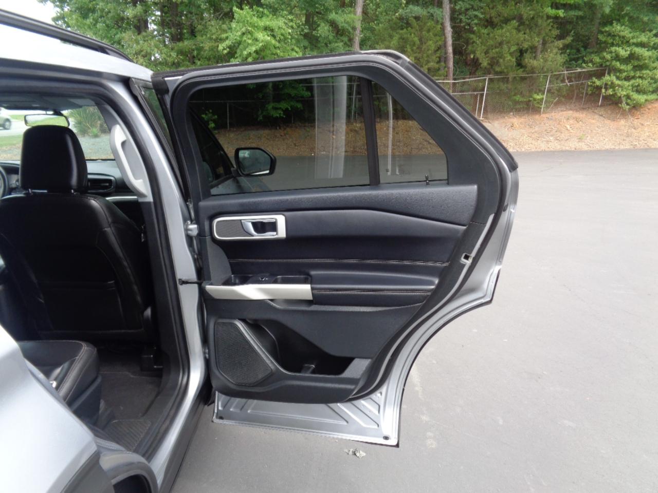 Ford Explorer XLT RWD 2022